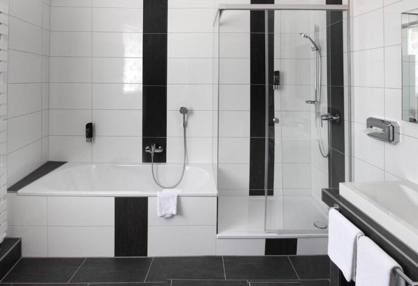 Standard-huone, Zur Post