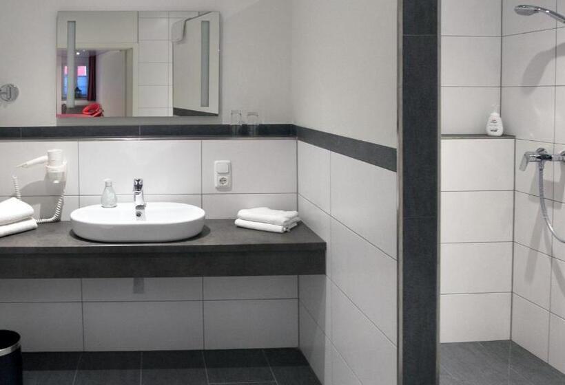Standard-huone, Zur Post