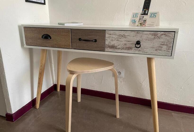 חדר סטנדרט, Logis Hotel De La Clape