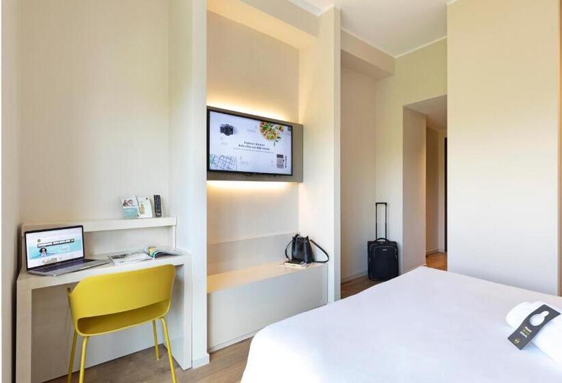 اتاق استاندارد, B&b Hotel Savona