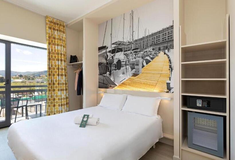 اتاق استاندارد با چشمانداز دریا, B&b Hotel Savona