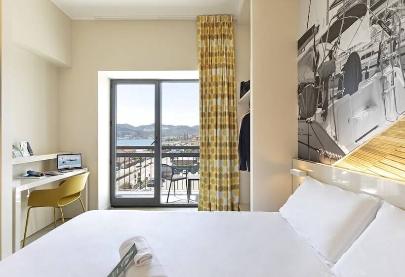 اتاق استاندارد با چشمانداز دریا, B&b Hotel Savona
