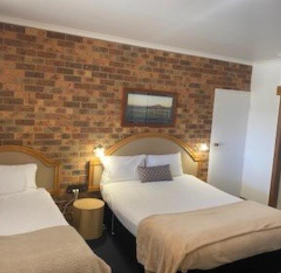 اتاق استاندارد با وان آب گرم, Kinross Inn