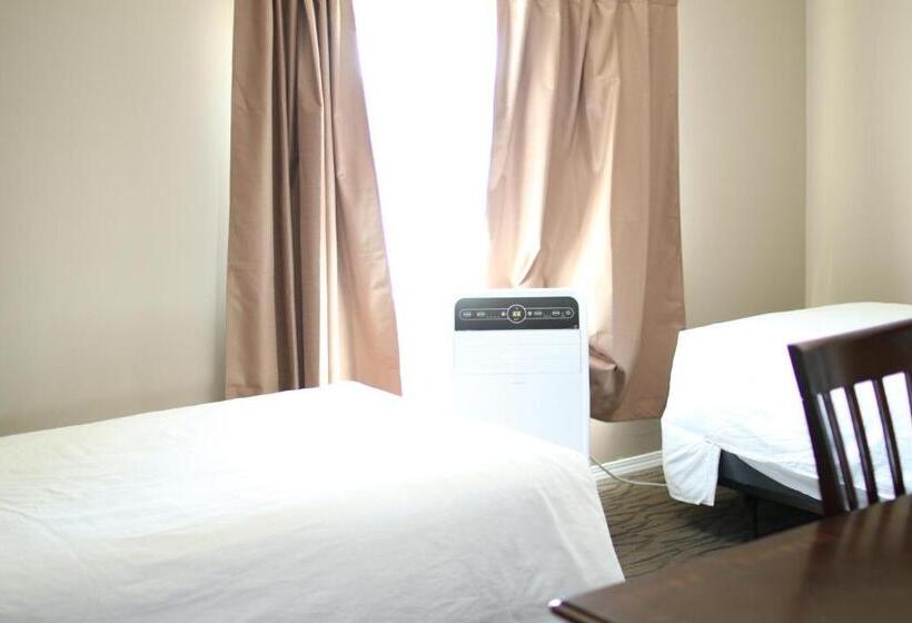 جناح عائلي, Red Coat Inn Motel