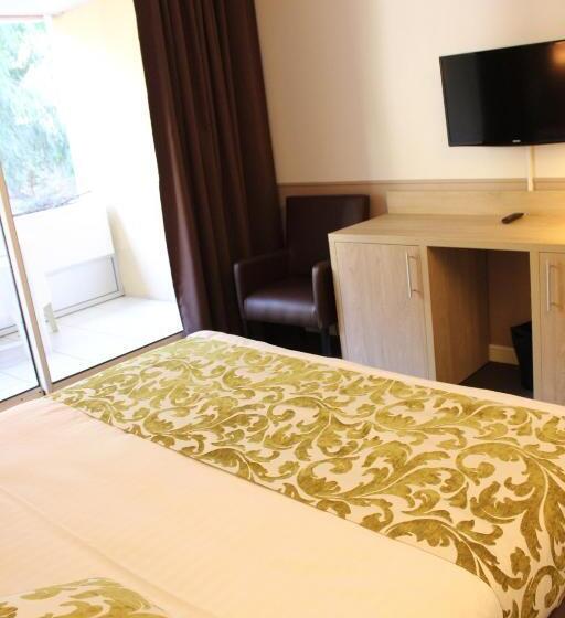 Номер Superior с Террасой, Royal Cottage