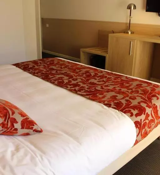 Superior Room with Terrace, Royal Cottage