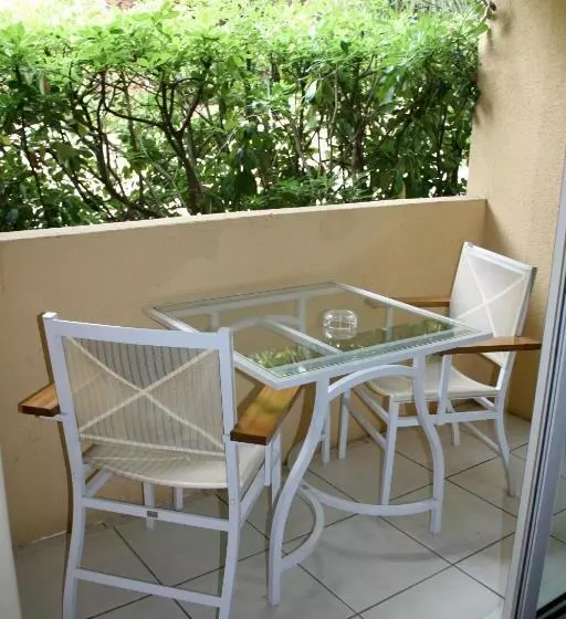 اتاق استاندارد با بالکن, Royal Cottage