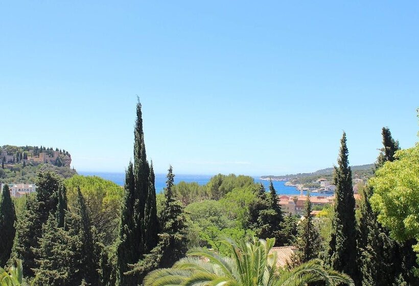 Номер Дюплекс, Royal Cottage