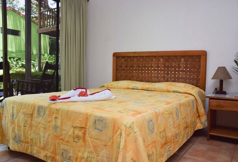 سوییت با چشم‌انداز باغ, Agua Dulce On The Beach