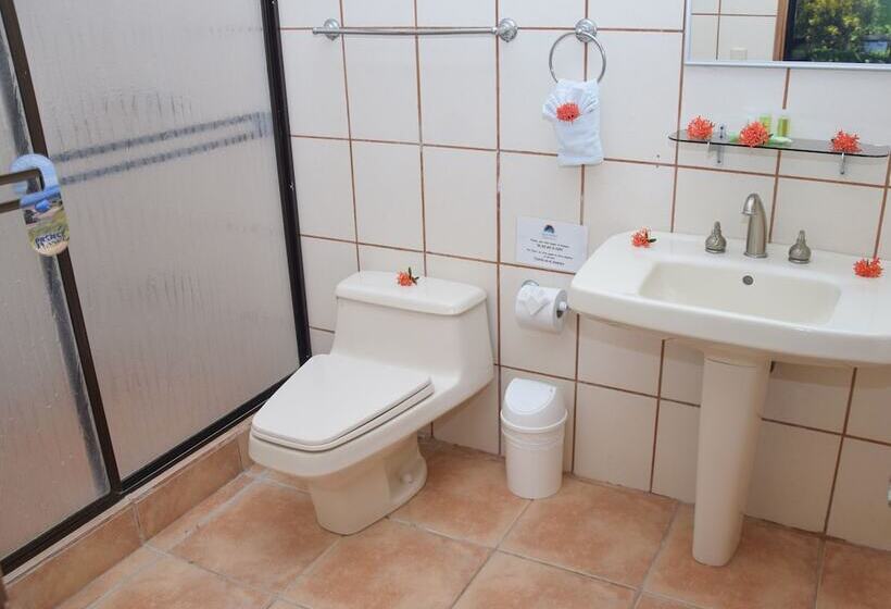 اتاق استاندارد با چشم‌انداز استخر, Agua Dulce On The Beach