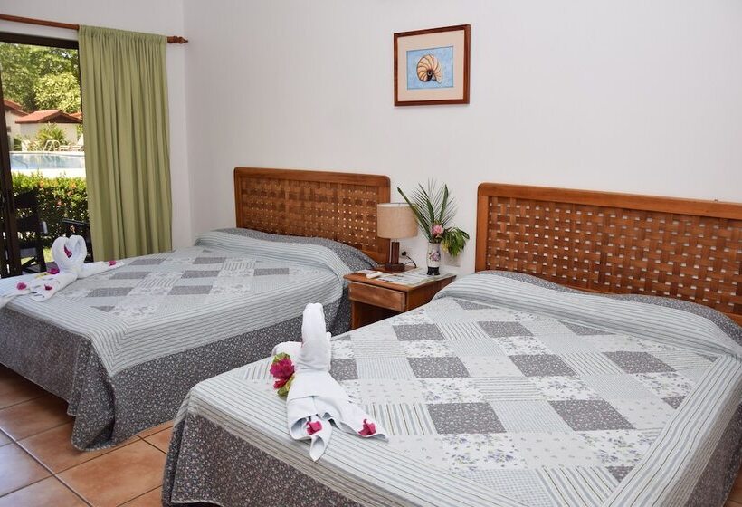 اتاق استاندارد با چشم‌انداز استخر, Agua Dulce On The Beach