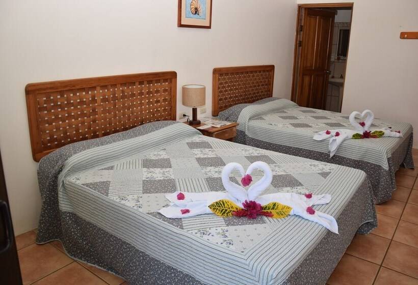 سوییت با چشم‌انداز استخر, Agua Dulce On The Beach