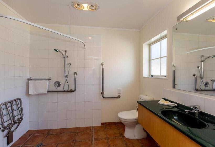 סטודיו אקזקיוטיב, Aspen Court Motel Taihape