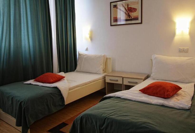 اتاق استاندارد, Garni Hotel Hamburg