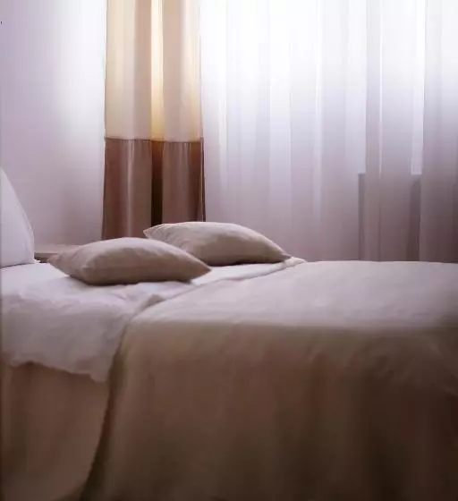 اتاق استاندارد, Garni Hotel Hamburg