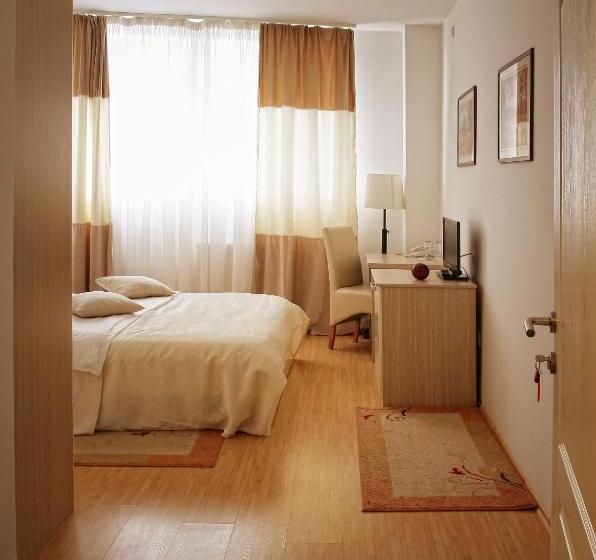 اتاق استاندارد, Garni Hotel Hamburg