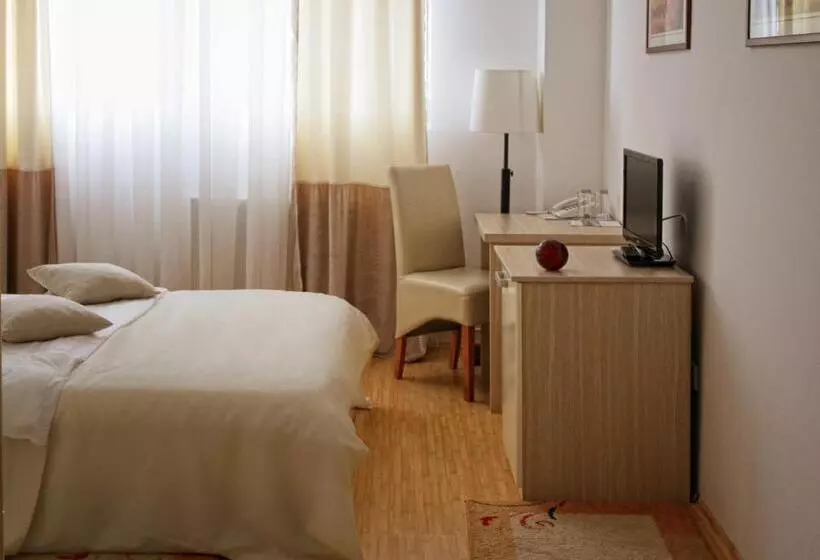 اتاق استاندارد, Garni Hotel Hamburg