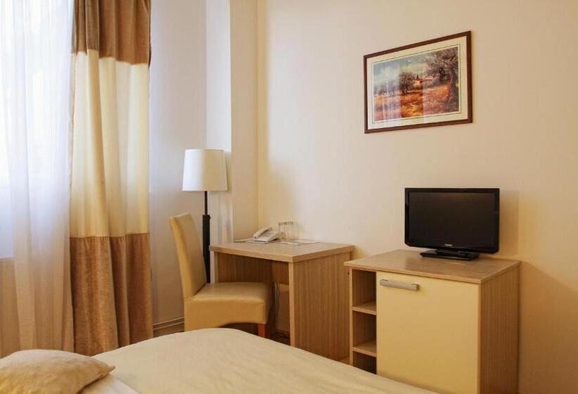 اتاق استاندارد, Garni Hotel Hamburg