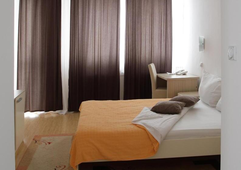 اتاق استاندارد, Garni Hotel Hamburg