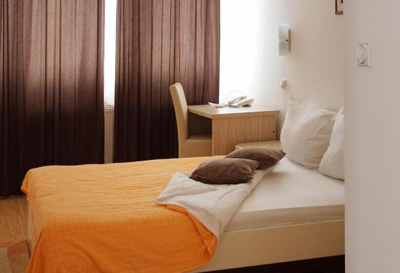 اتاق استاندارد, Garni Hotel Hamburg