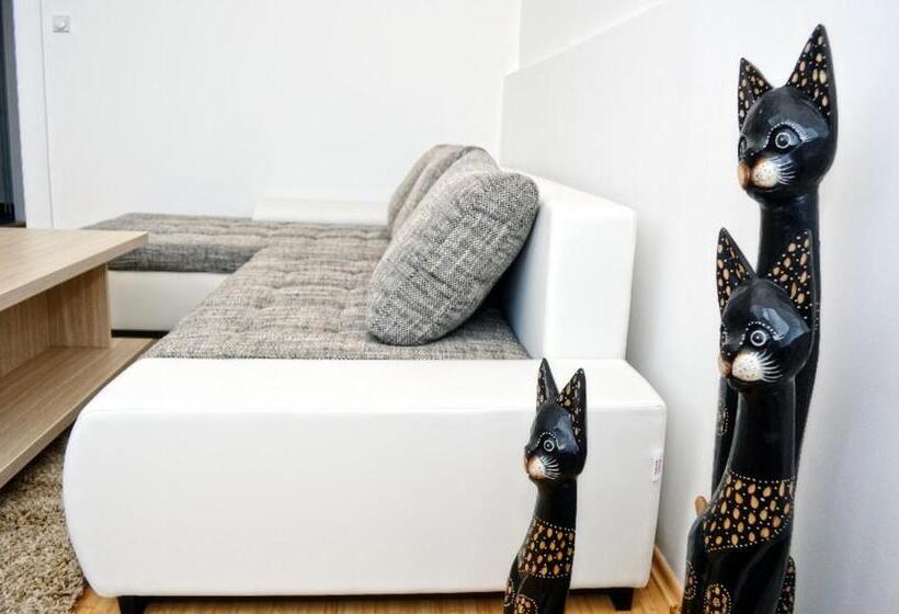 آپارتمان 1 خوابه با بالکن, Garni Hotel Hamburg