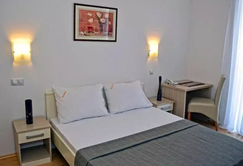 آپارتمان 1 خوابه با بالکن, Garni Hotel Hamburg