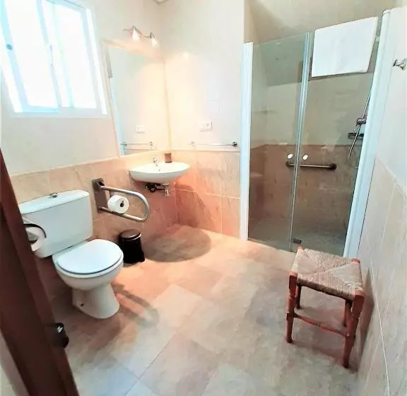 身障者適用スタンダードルーム, Hostal Kokkola