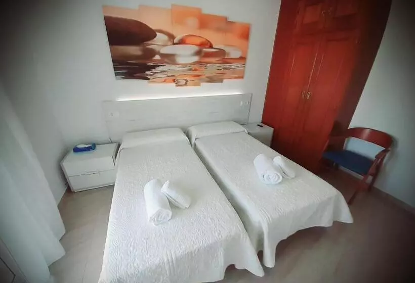 バルコニー付きスタンダードルーム, Hostal Kokkola