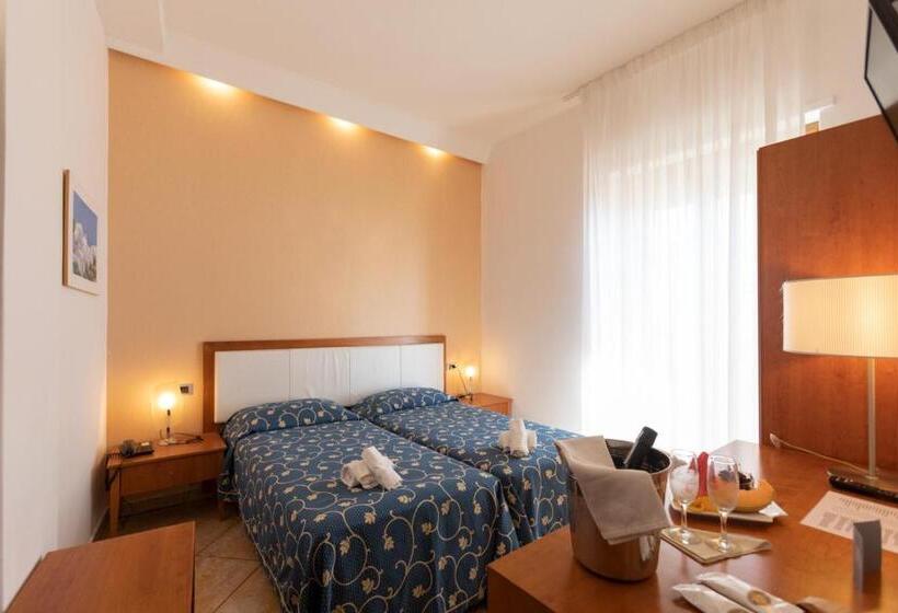 חדר אקונומי, Aurora Del Benessere