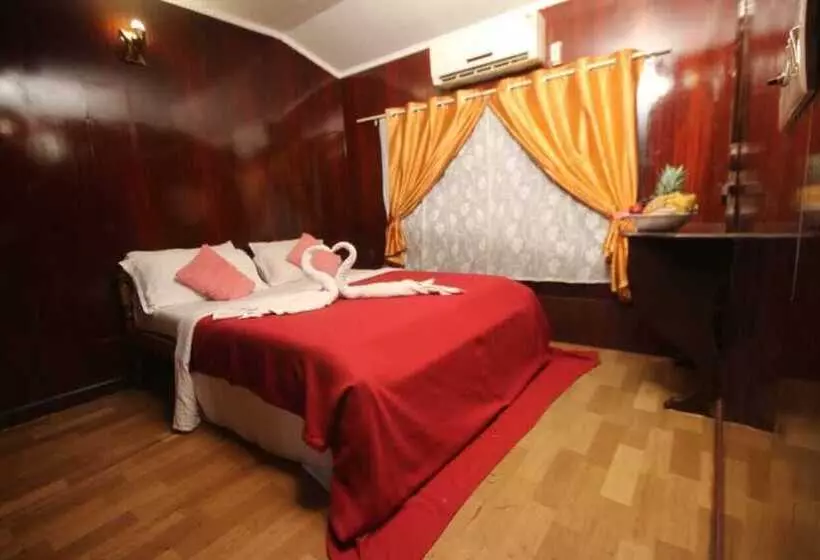 Deluxe-huoneisto 2 Makuuhuonetta, Cosy Premium Houseboats