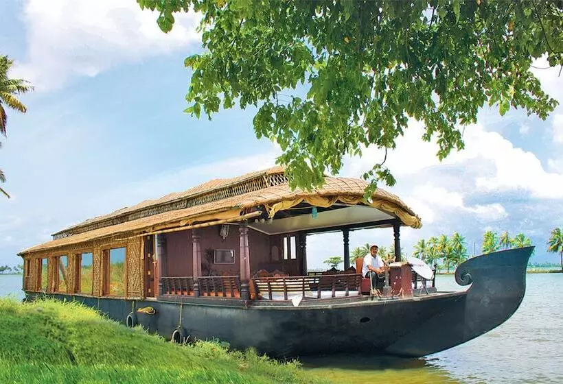 Huoneisto 4 Makuuhuonetta, Cosy Premium Houseboats