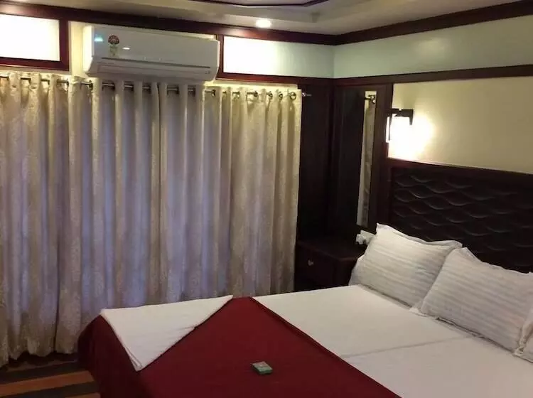 Huoneisto 4 Makuuhuonetta, Cosy Premium Houseboats