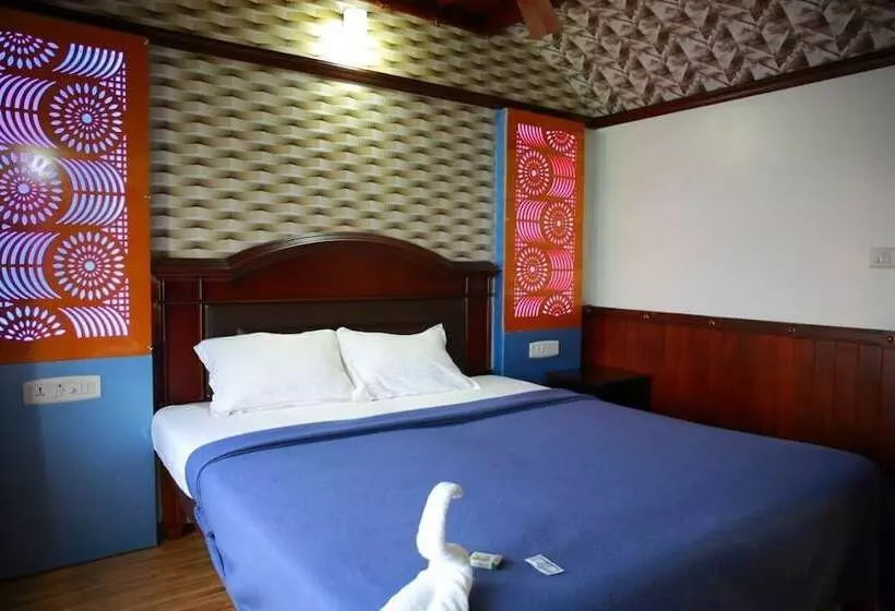 3 Bedroom Premium Apartment, Cosy Premium Houseboats
