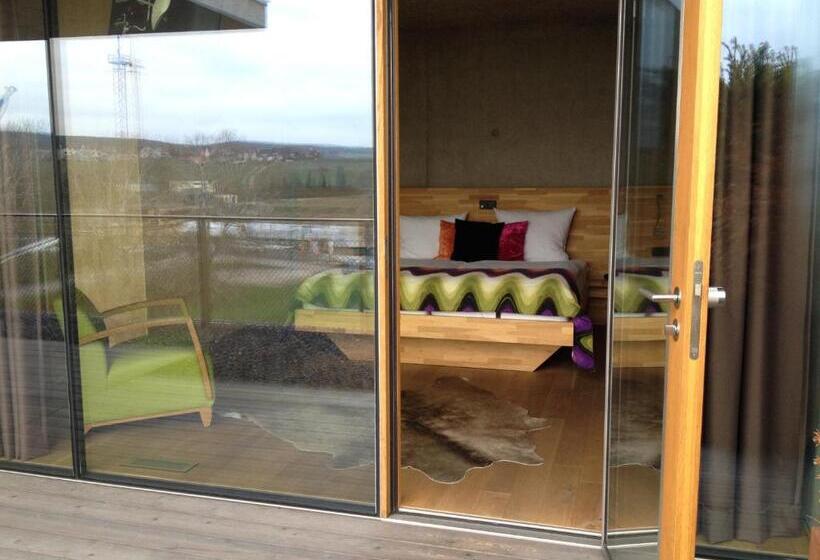 اتاق استاندارد با تراس و چشم‌انداز پانوراما, De L'ecluse Superior