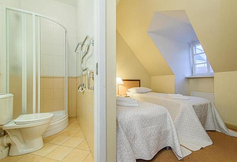 اتاق استاندارد چهار تخته, Domus Maria