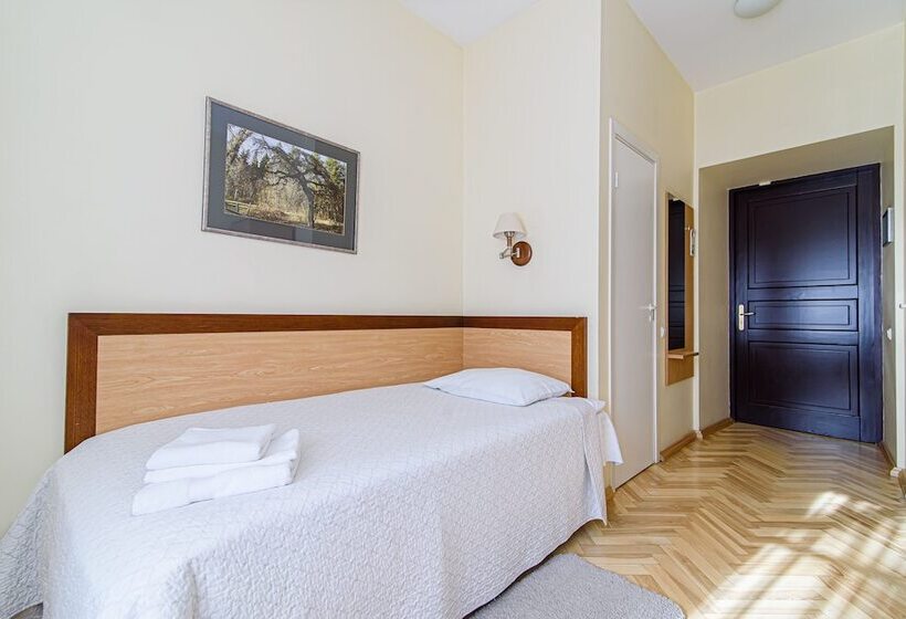 اتاق استاندارد یک نفره, Domus Maria