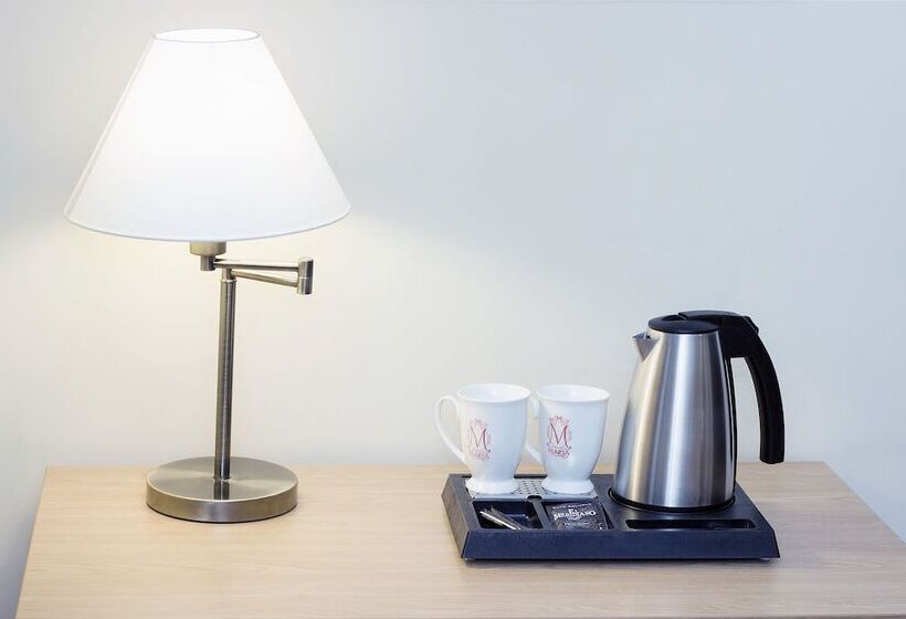 اتاق استاندارد سه نفره, Domus Maria