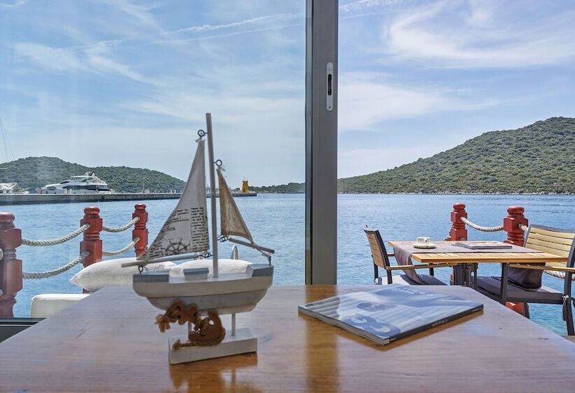 Номер Стандарт Вид на Море, Doria Hotel Yacht Club Kaş