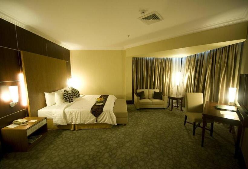 エクゼクティブスイート, Emerald Garden International