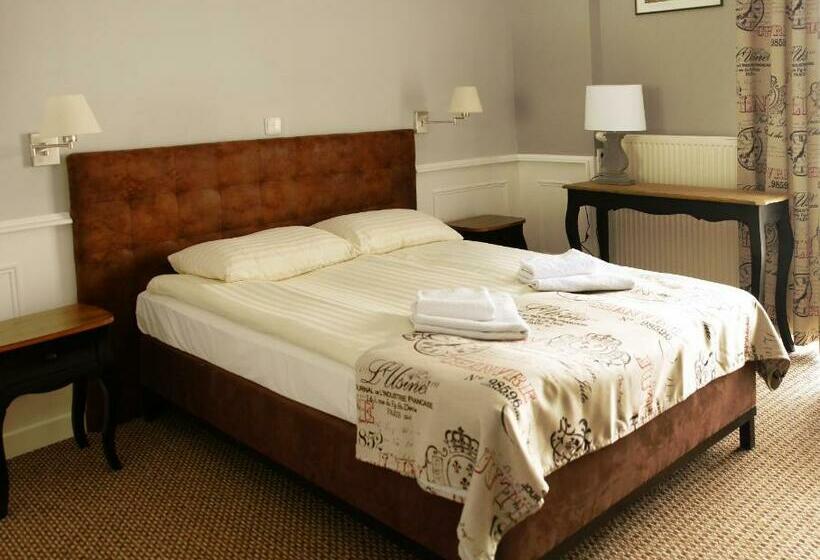 スタンダードシングルルーム, Grand Częstochowa