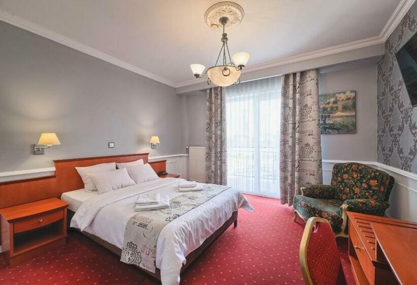 スタンダードシングルルーム, Grand Częstochowa