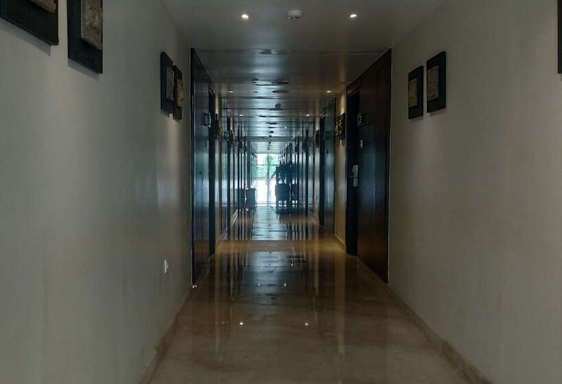 חדר אקזקיוטיב, Grand Gardenia