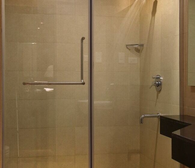 חדר אקזקיוטיב, Grand Gardenia