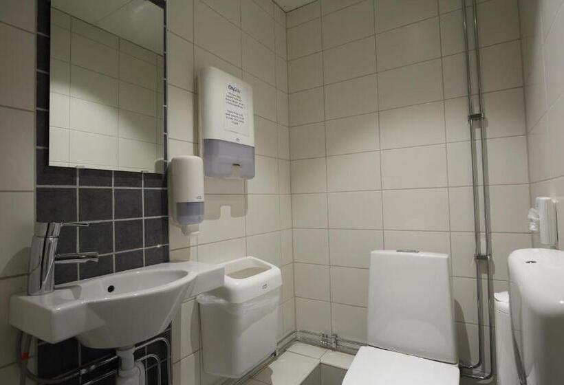 Economy Triple Room, Best Western Uppsala