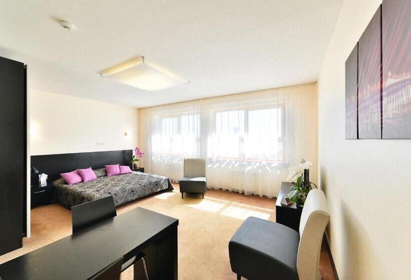 اتاق استاندارد, Vantis Riverside