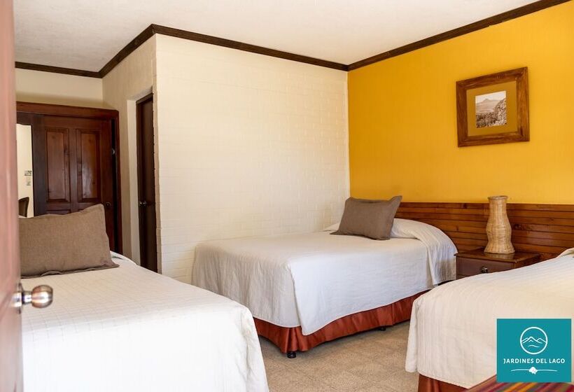 اتاق استاندارد سه نفره, Y Centro De Convenciones Jardines Del Lago