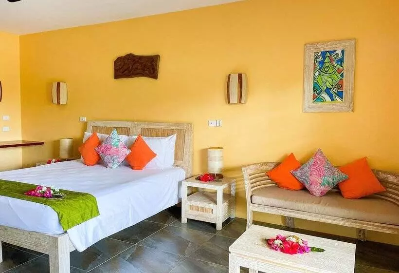 استودیو استاندارد با چشم‌انداز, Nasama Resort