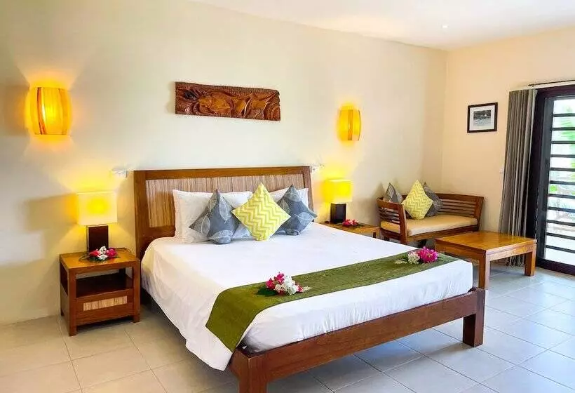 استودیو استاندارد با چشم‌انداز, Nasama Resort