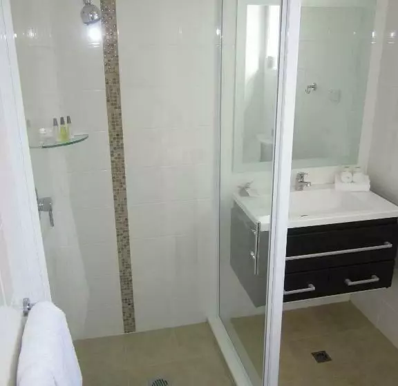 اتاق استاندارد با چشم‌انداز باغ, Paradise Hotel & Resort