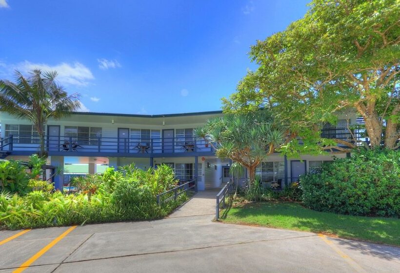 سوییت اجرایی, Paradise Hotel & Resort